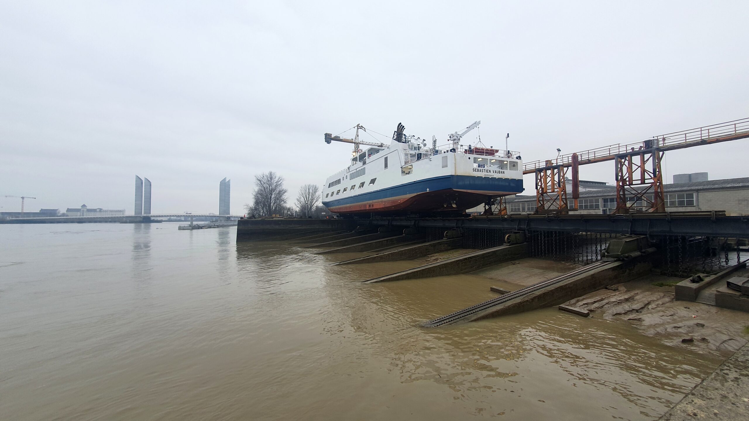 En images le Grand Port Maritime de Bordeaux au cœur du territoire.