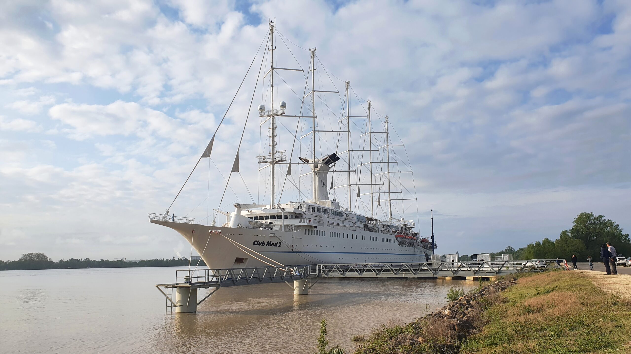 Grand Port Maritime de Bordeaux : Le paquebot voilier « Club Med 2 »