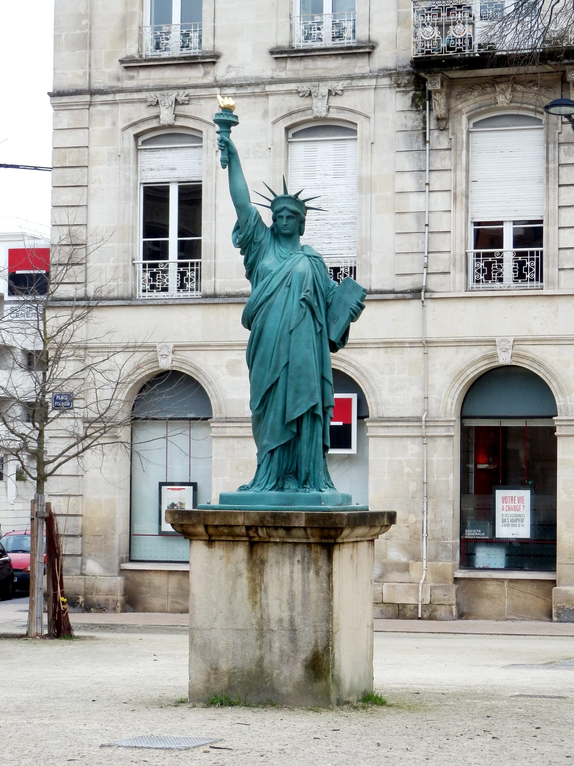 Bordeaux Place Picard : La fontaine de la Liberté…